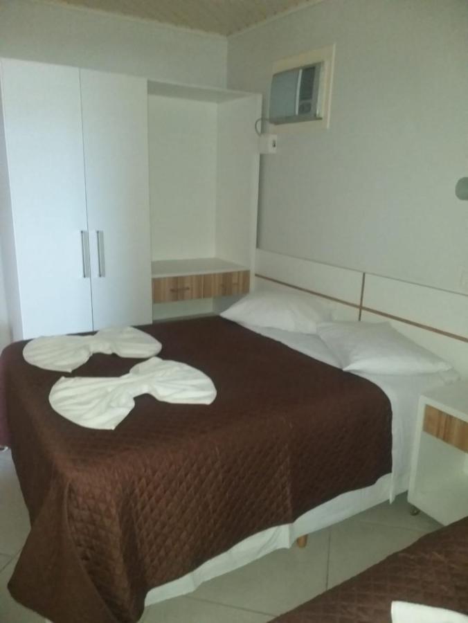 Residencial Ilha Dourada Hotel Governador Celso Ramos Exterior photo