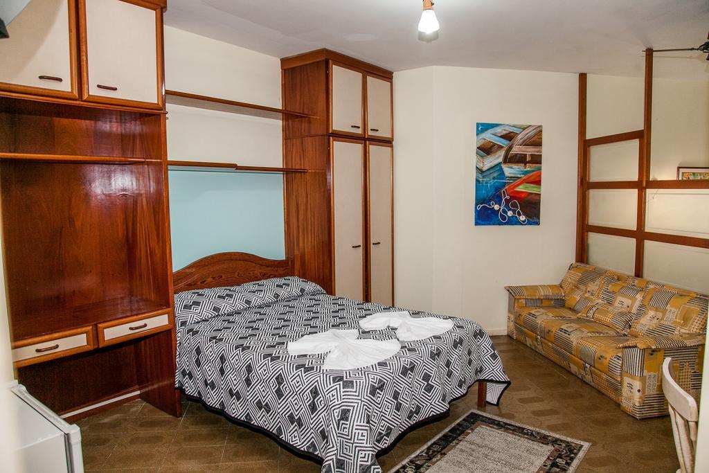 Residencial Ilha Dourada Hotel Governador Celso Ramos Room photo