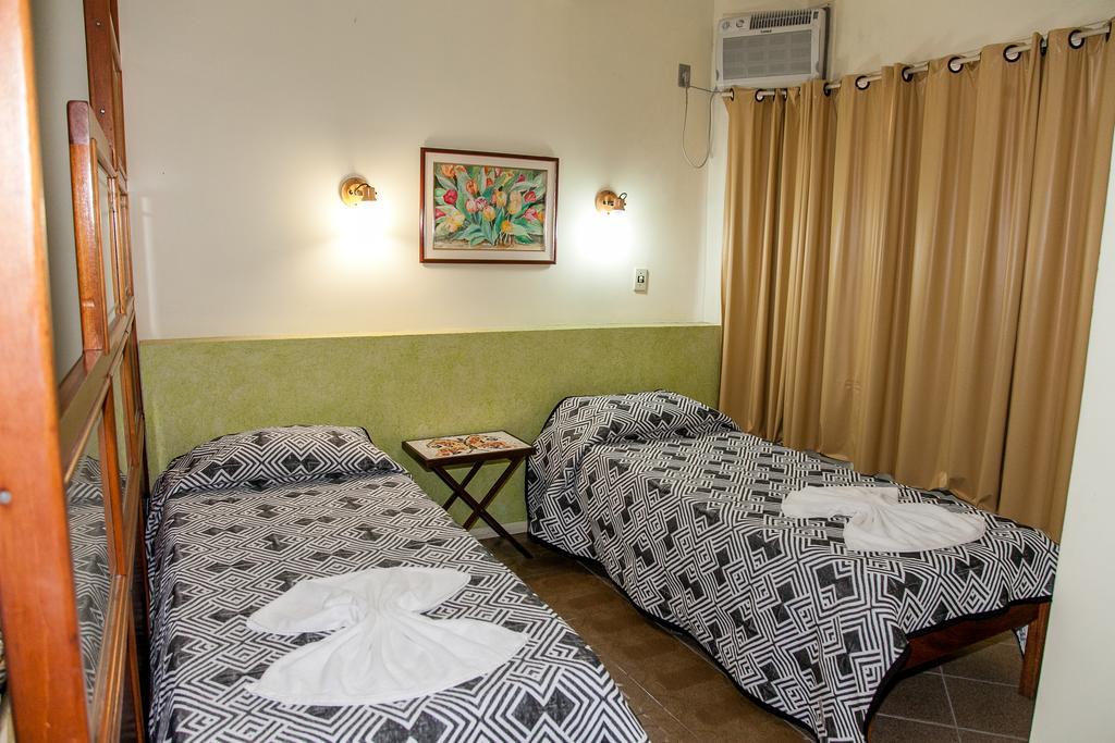 Residencial Ilha Dourada Hotel Governador Celso Ramos Room photo